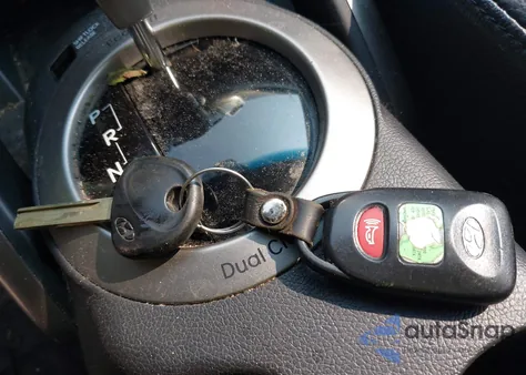 2012 Hyundai Veloster Base W/Black z USA, uszkodzony, nr VIN KMHTC6ADXCU067853